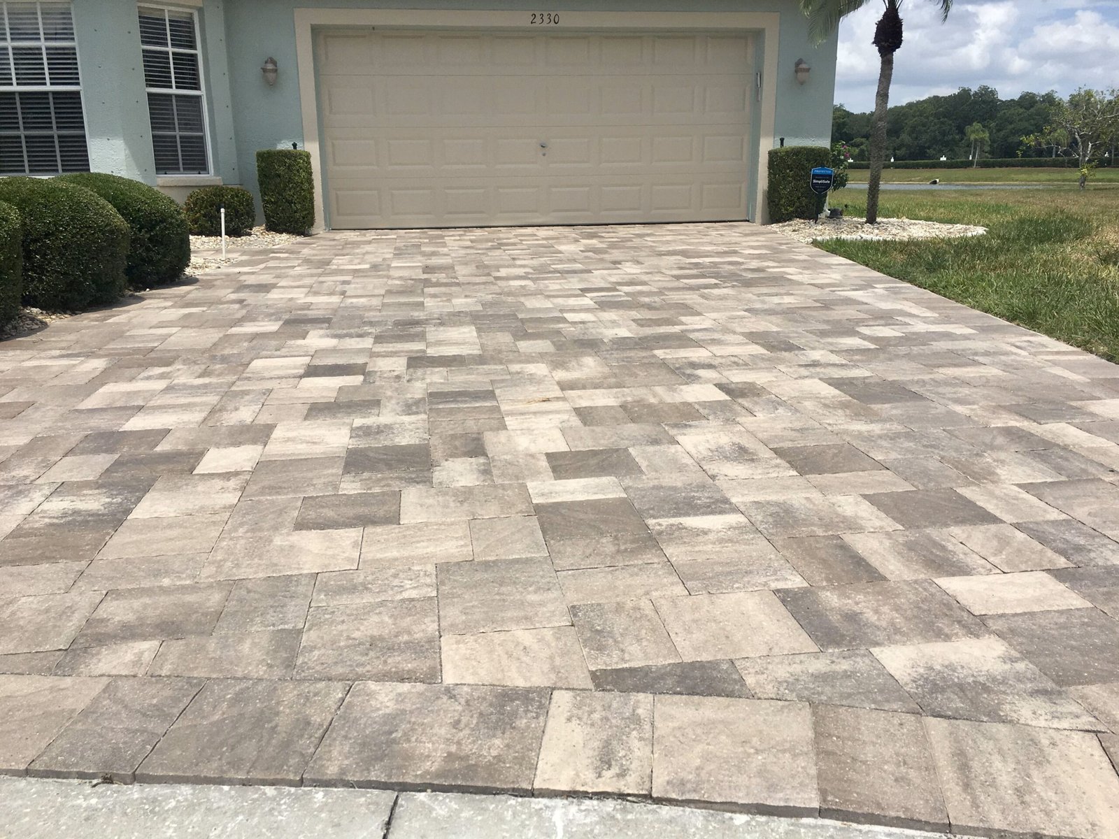driveway-design-central-florida Driveway patio design in Central Florida