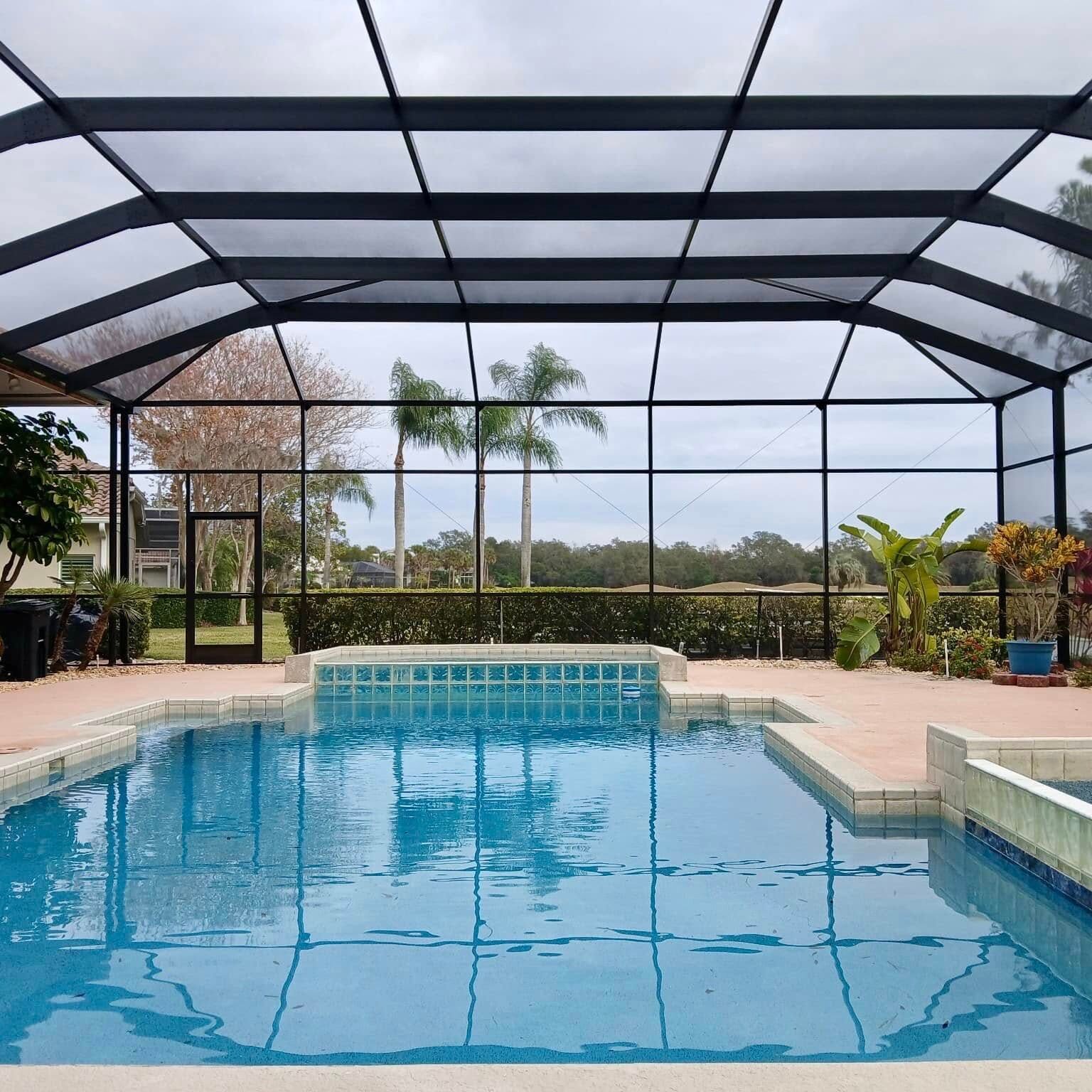 pool-cage-central-florida Large span pool enclosure in Central Florida