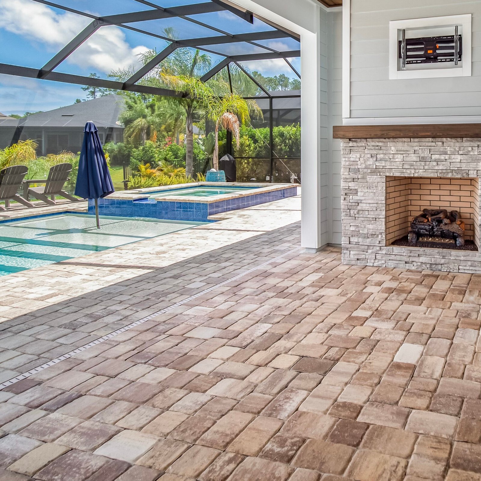 New,Beautiful,Luxury,Home,Exterior New beautiful luxury home exterior